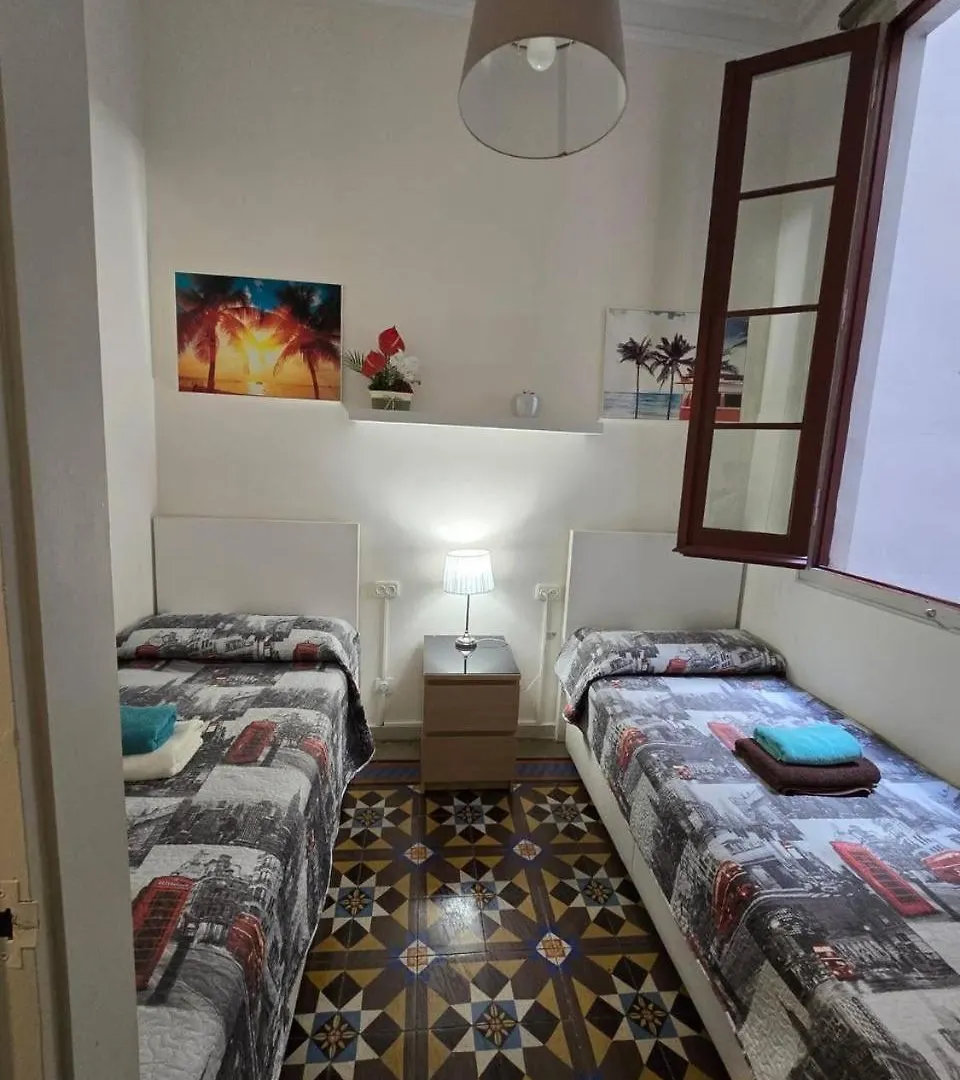 Alojamiento Roger Barcelona Bed & Breakfast