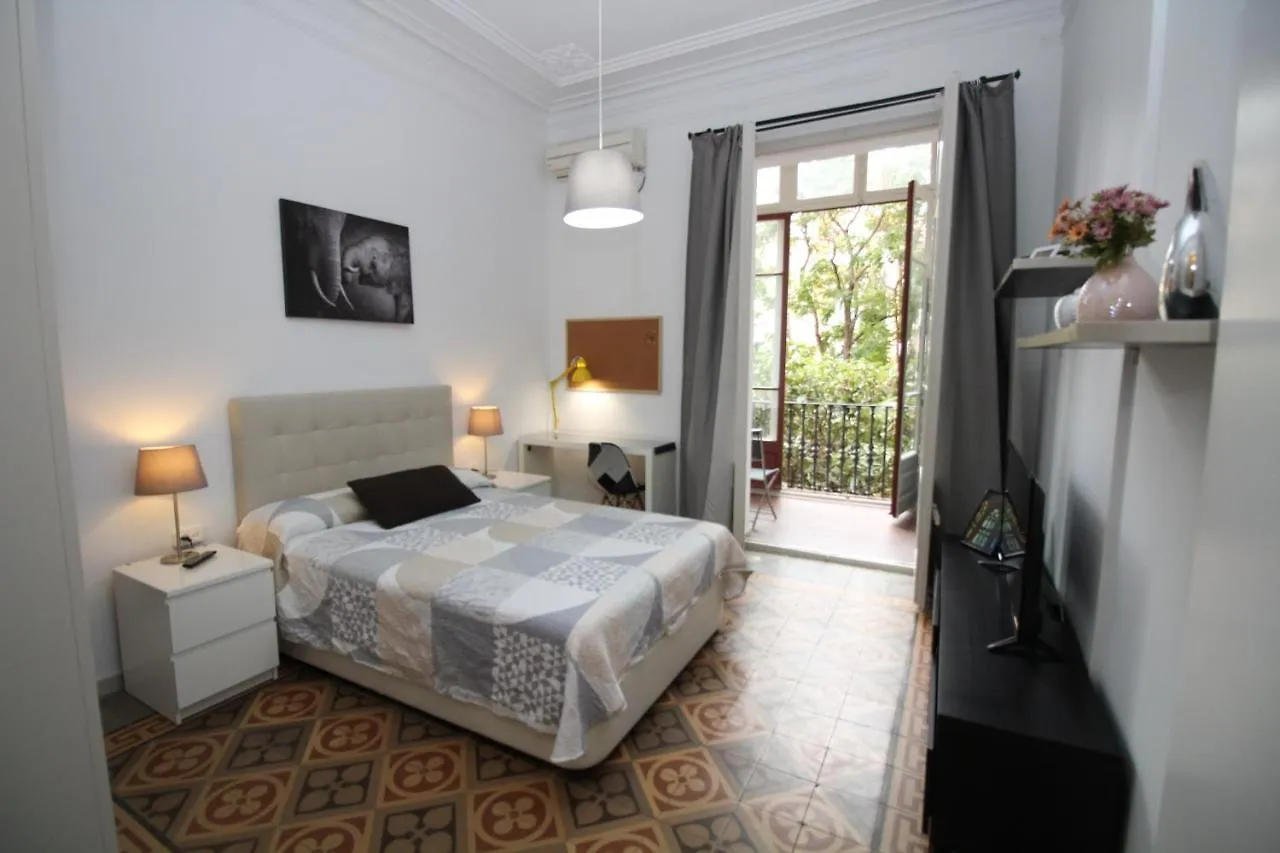 Alojamiento Roger Bed and Breakfast Barcelona 0*,