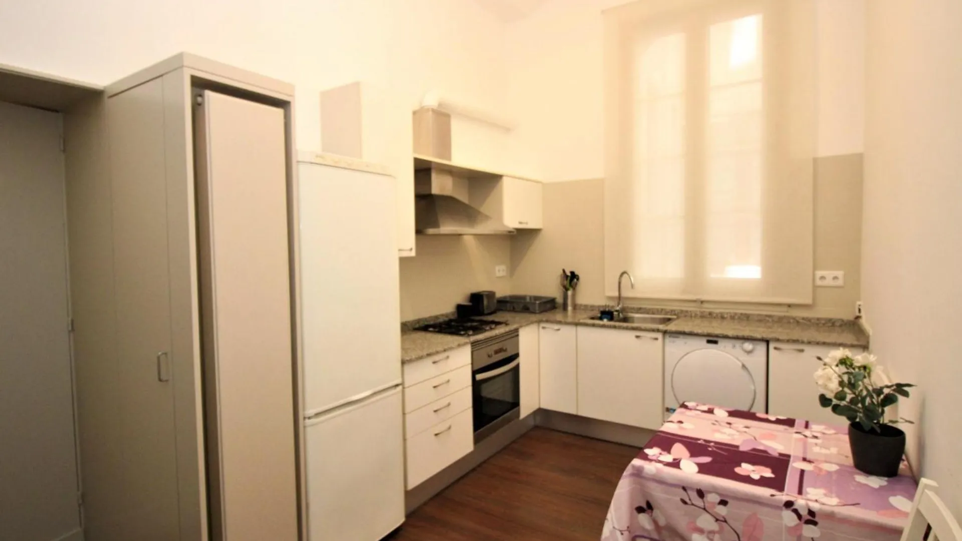 Alojamiento Roger Bed and Breakfast Barcelona 0*,  Spanje