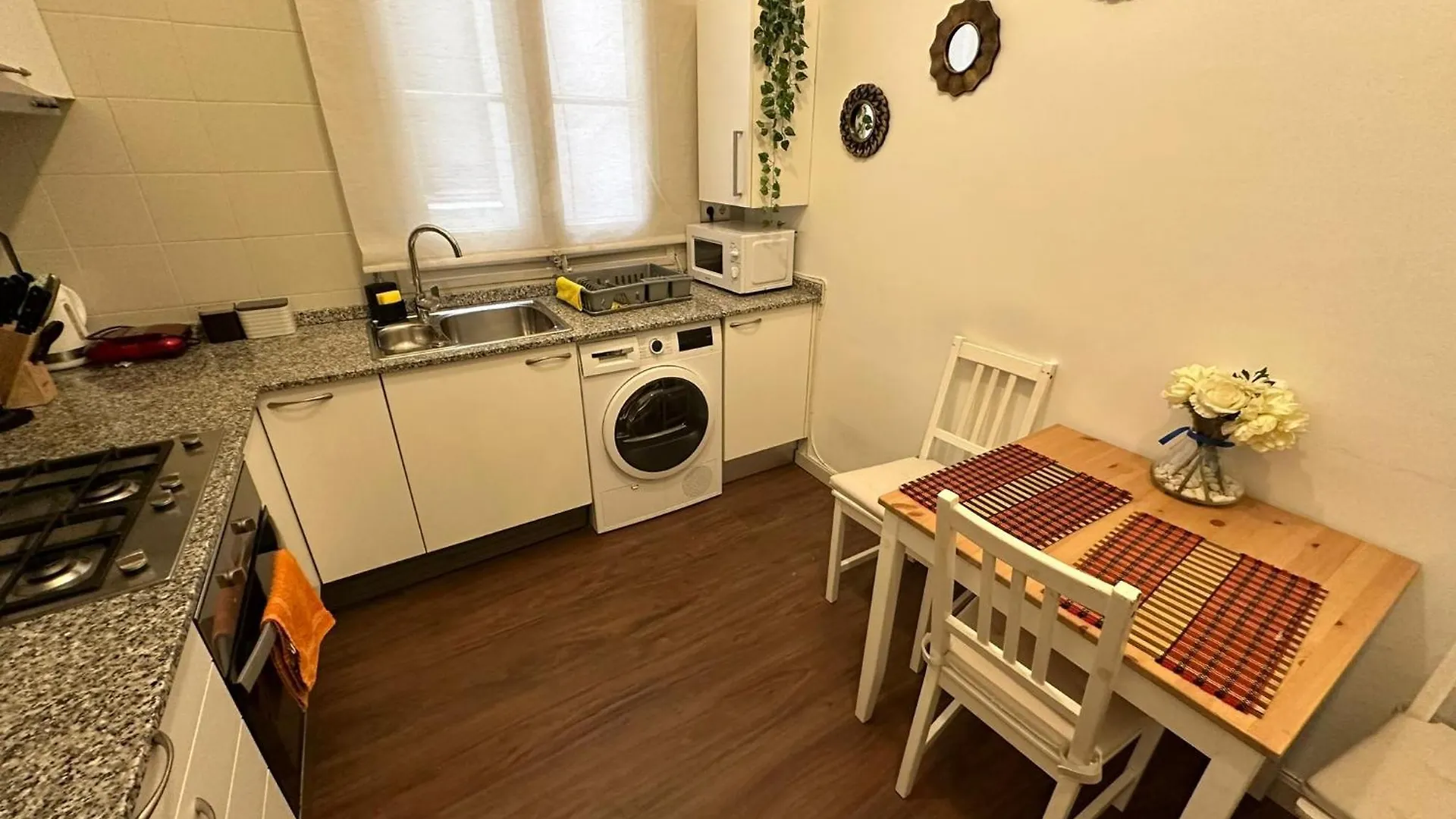 Alojamiento Roger Barcelona Bed & Breakfast