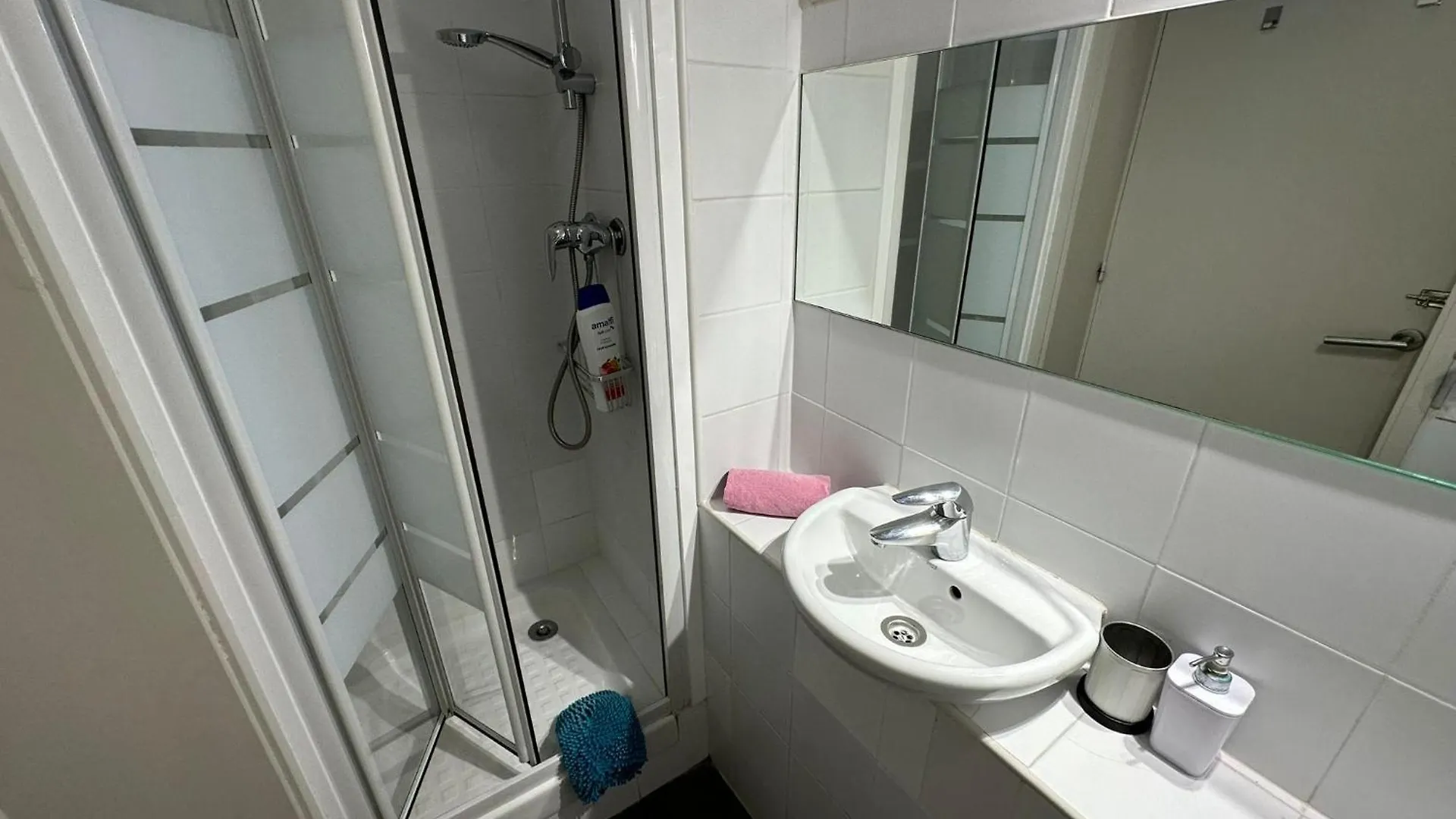 Alojamiento Roger Barcelona Bed & Breakfast